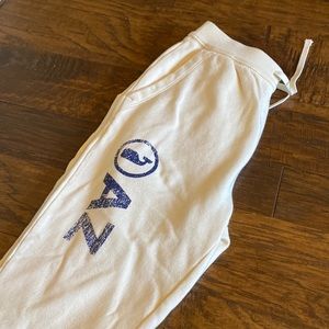 Woman’s Vineyard Vines Joggers